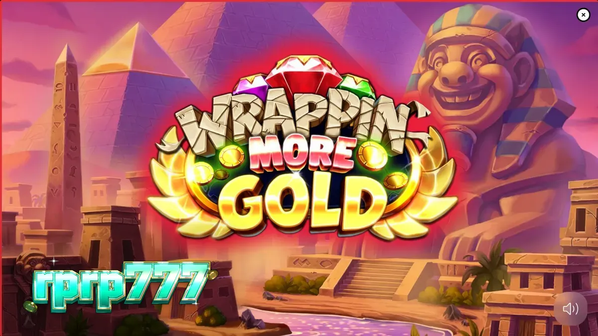 Tampilan visual slot Wrappin’ More Gold dengan karakter mumi yang ramah dan simbol permata.